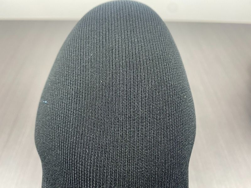 【Free shipping】Yeezy Knit Runner Black GW5354