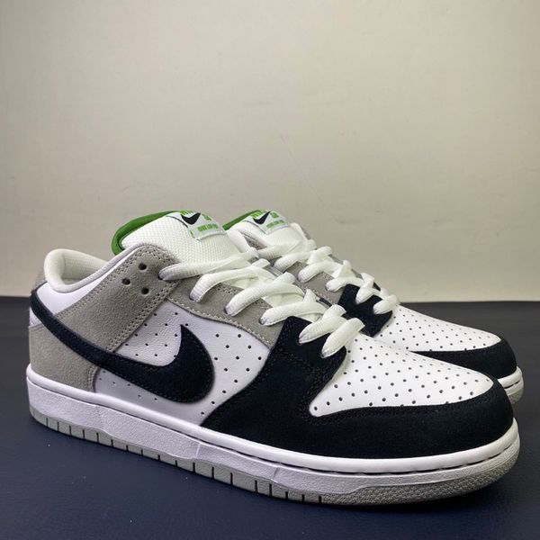 SB Dunk Low Chlorophyll  BQ6817-011