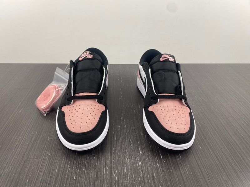 Air Jordan 1 Low OG Bleached Coral  CZ0790-061