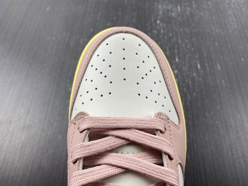 Dunk Low Pink Oxford DD1503-601