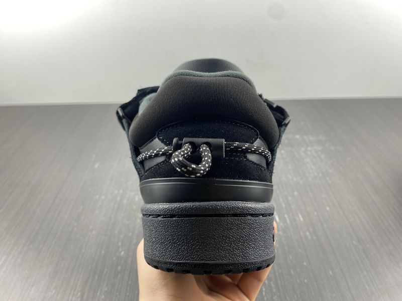 Forum Low Bad Bunny Back to School GW5021