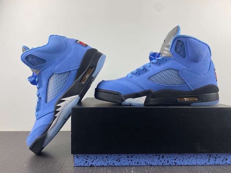 Air Jordan 5 UNC DV1310-401
