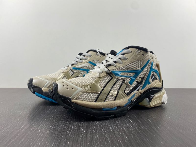 B*alenciaga runner AM221225-5