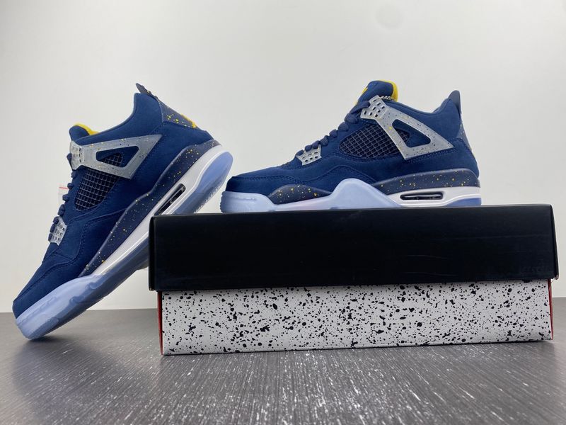Air Jordan 4 Retro Michigan (PE)  AJ4-1036660