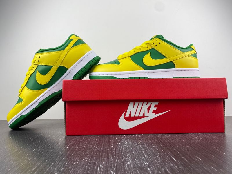 Dunk Low Reverse Brazil DV0833-300