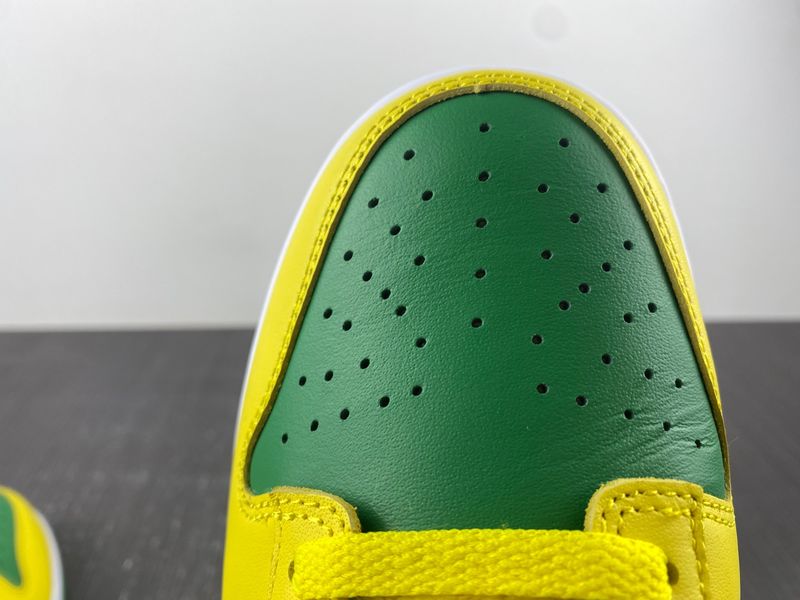 Dunk Low Reverse Brazil DV0833-300