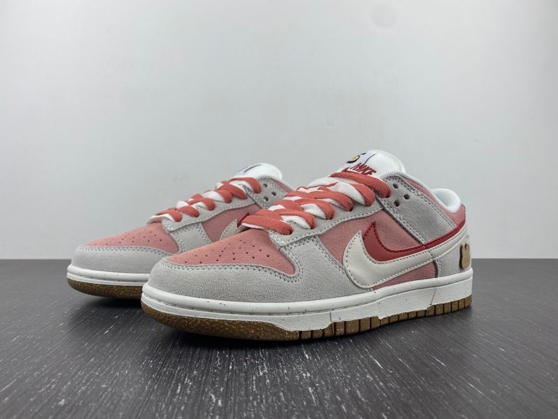 Dunk Low SE 85 Double Swoosh Pink  DO9457-100