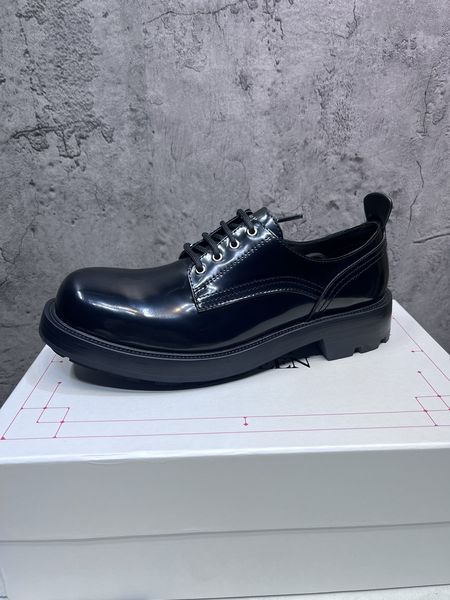 A*Lexander M*Cqueen Loafer CP230310-13