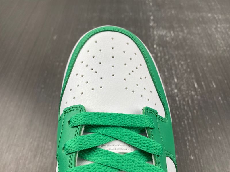 Dunk Low Celtics FN3612-300