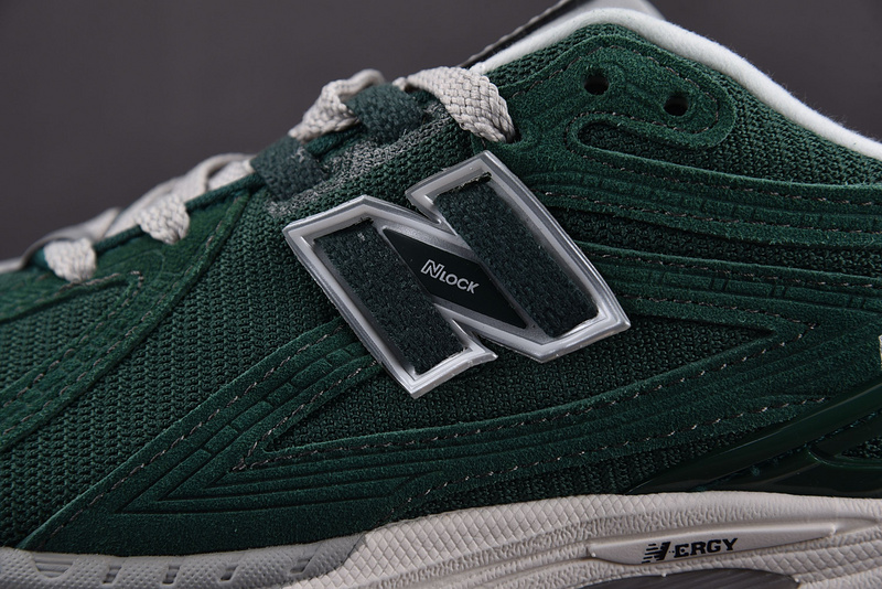 New Balance 1906R Nightwatch Green  M1906RX