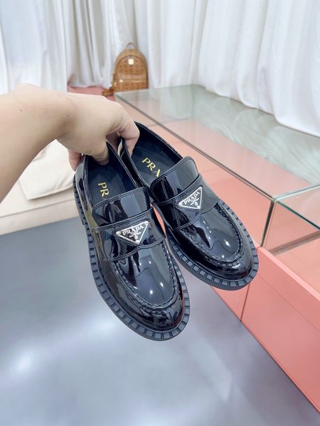 P*rada Top Loafer CL 23030831-25