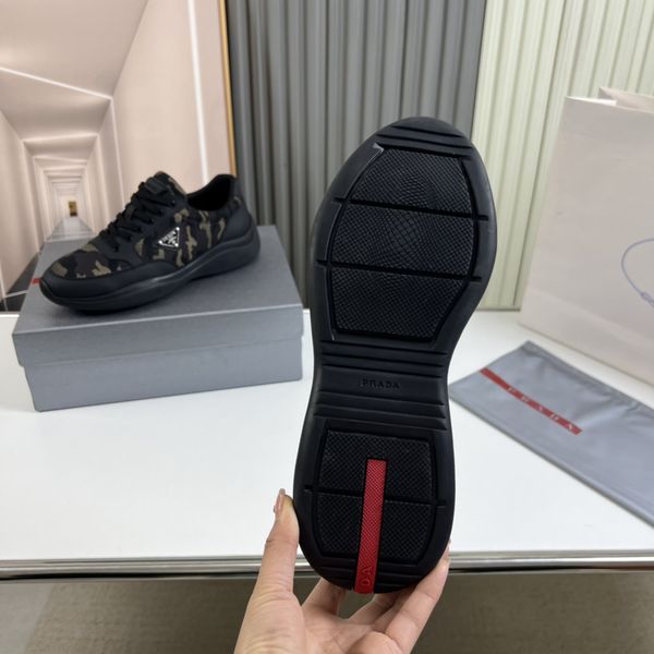 P*rada Top Sneakers Low CL 20230831-32
