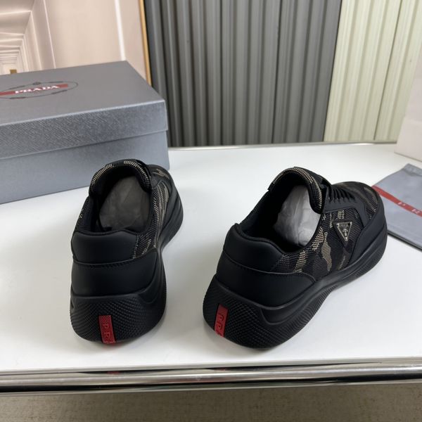 P*rada Top Sneakers Low CL 20230831-32