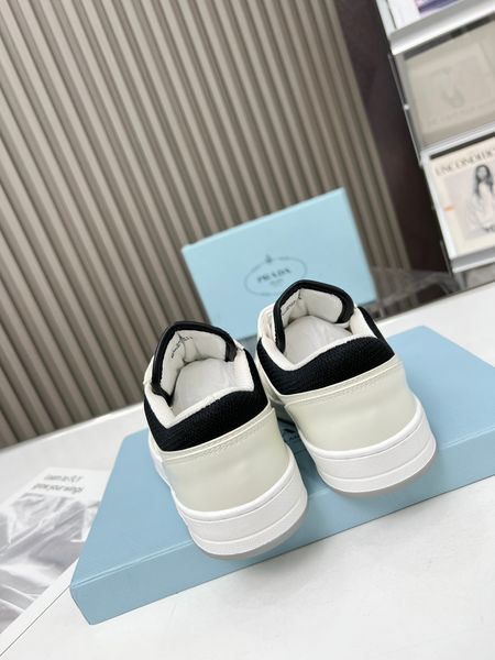 P*rada Top Sneakers Low CL 20230831-72