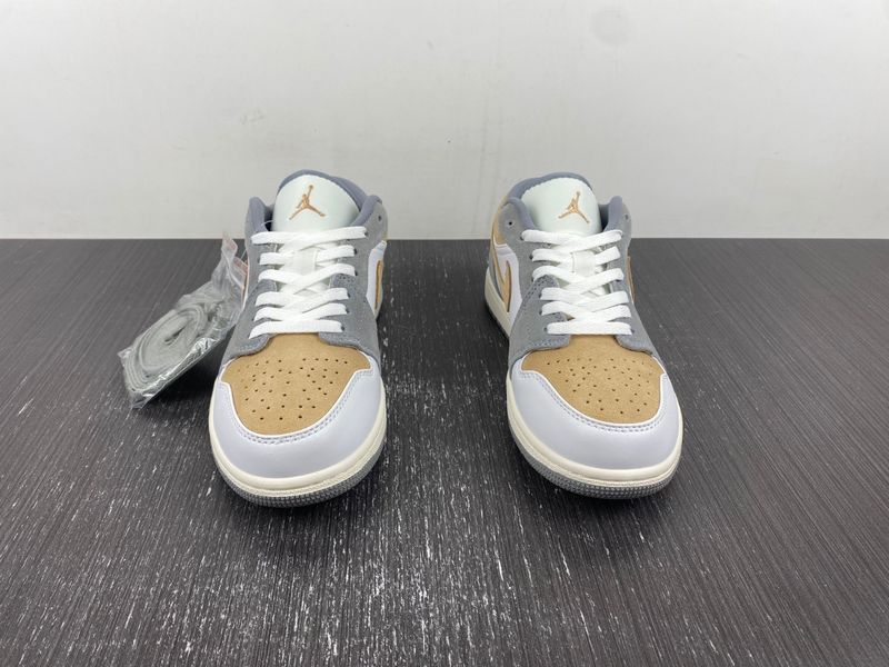 Air Jordan 1 Low DC0774-189
