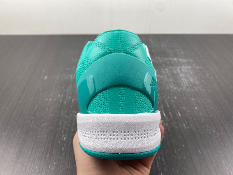 Kobe 8 Protro Radiant Emerald FQ3549-101