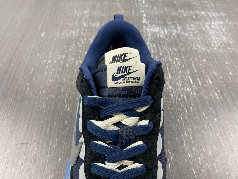 VaporWaffle Tour Blue sacai DD1875-700