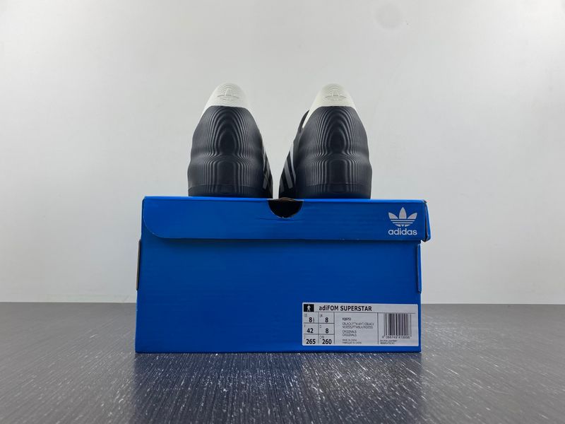 adiFOM Superstar Black White  HQ8752