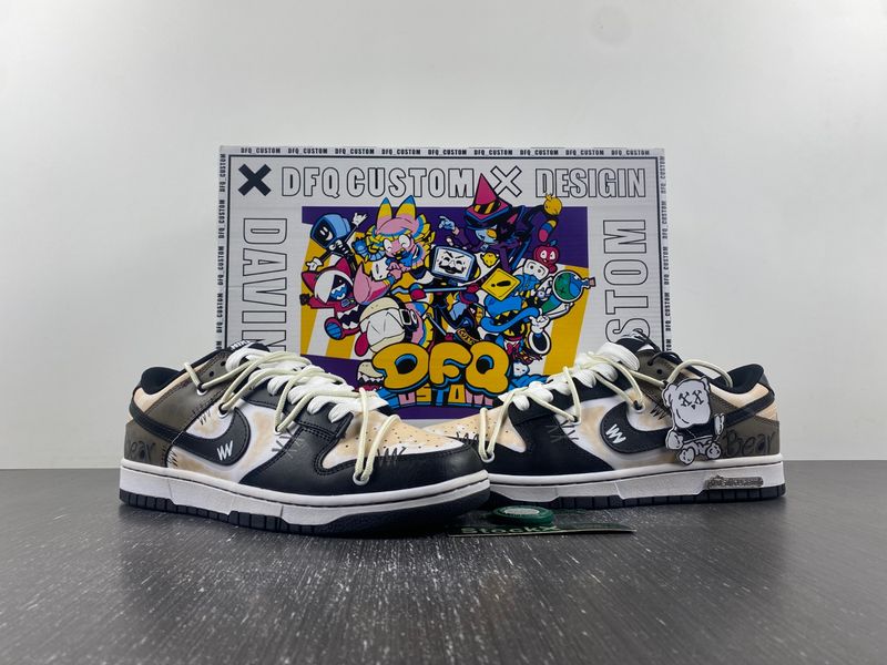 Dunk Low Bear DD1391-100