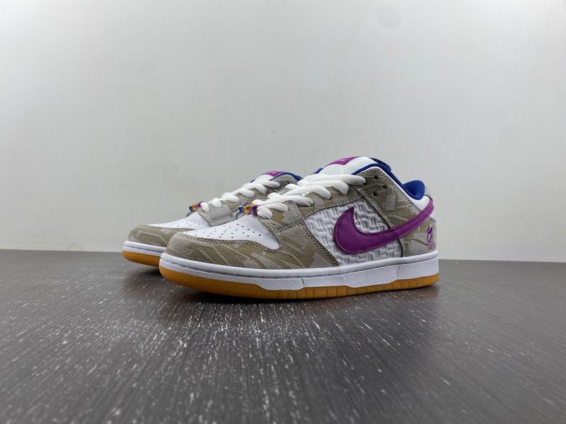 Dunk SB Low Rayssa Leal FZ5251-001