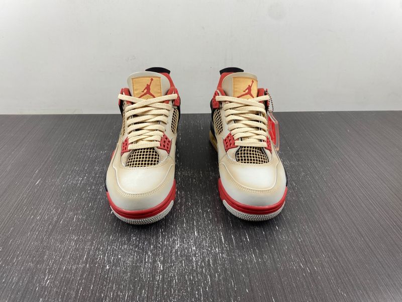 Air Jordan 4 Pokemon Charizard AQ9129-105