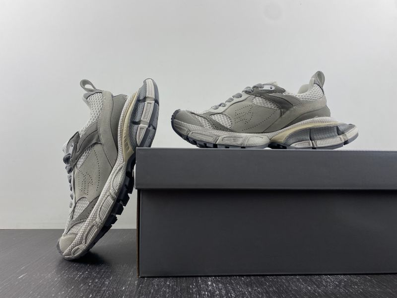 B*alenciaga 3XL Sneaker AM20240116-4