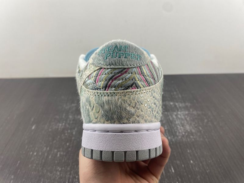 Dunk Low Dragon Year DV0831-101