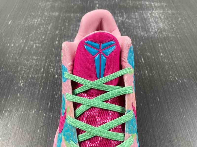 Kobe 6 Protro Pink CM2190-621