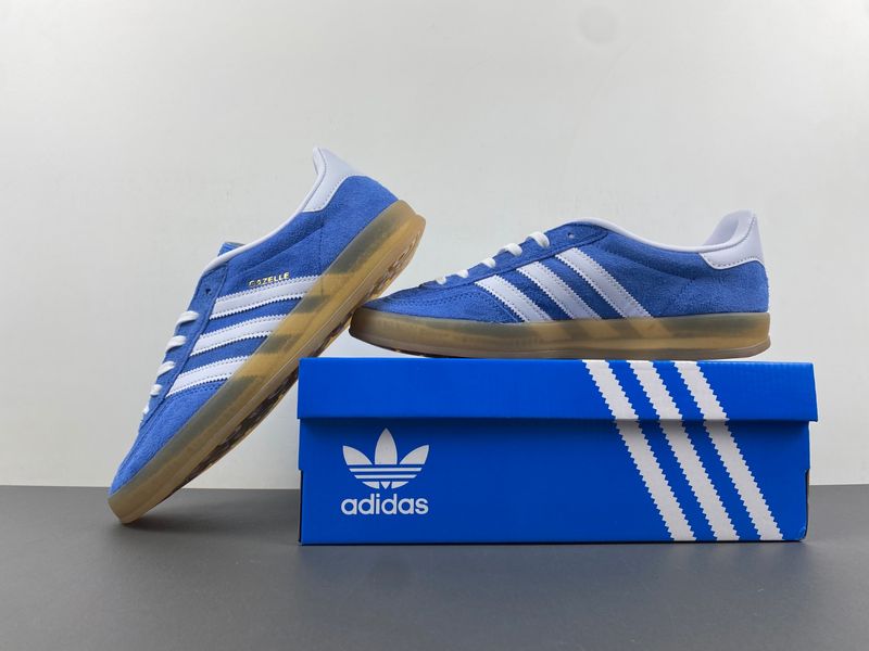 Gazelle Indoor Blue Fusion Gum HQ8717