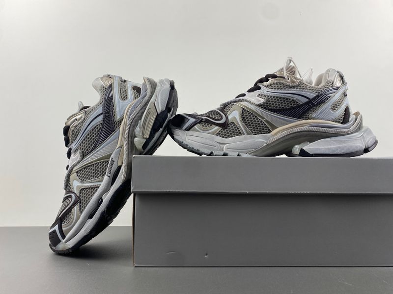 B*alenciaga runnerSneaker AM20240417-1