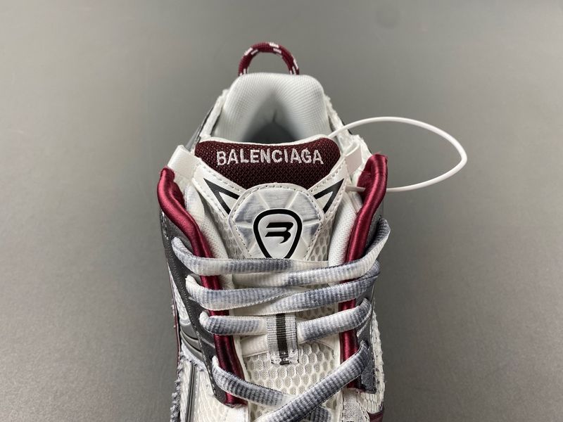 B*alenciaga runner AM 20240528-5
