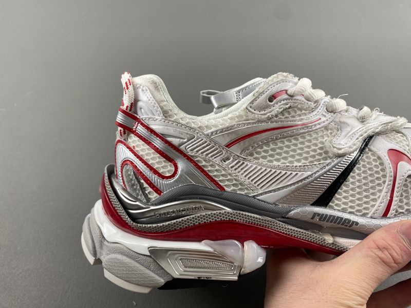 B*alenciaga runner AM 20240611-5