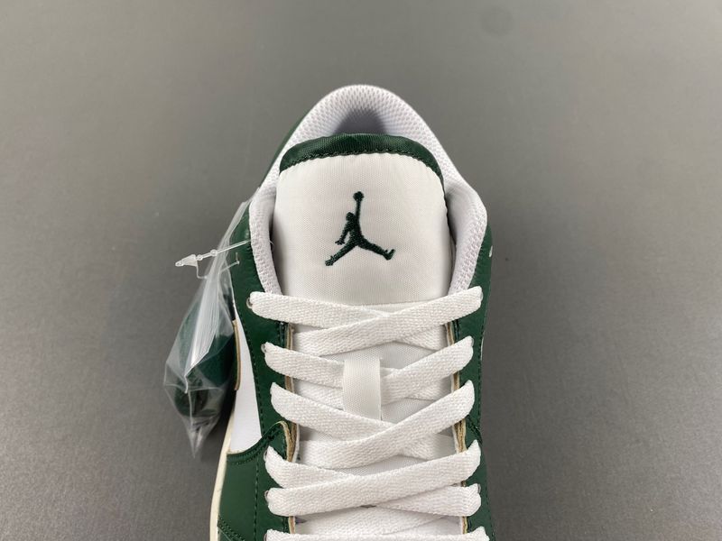 Air Jordan 1 Low Oxidized Green FQ7687-300