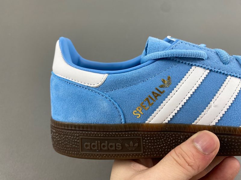 Handball Spezial Light Blue  BD7632