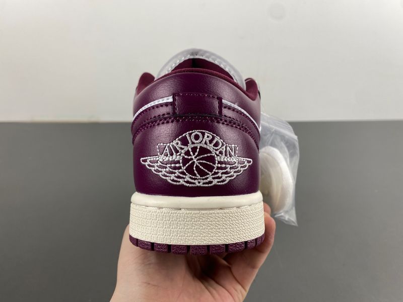 Air Jordan 1 Low Bordeaux  DC0774-161