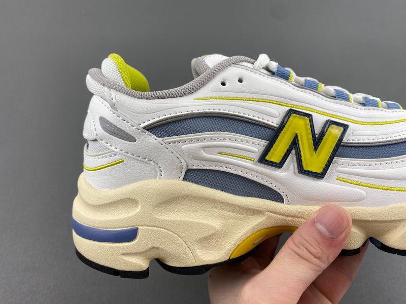 New Balance 1000 Sea Salt Heron Blue  M1000CA