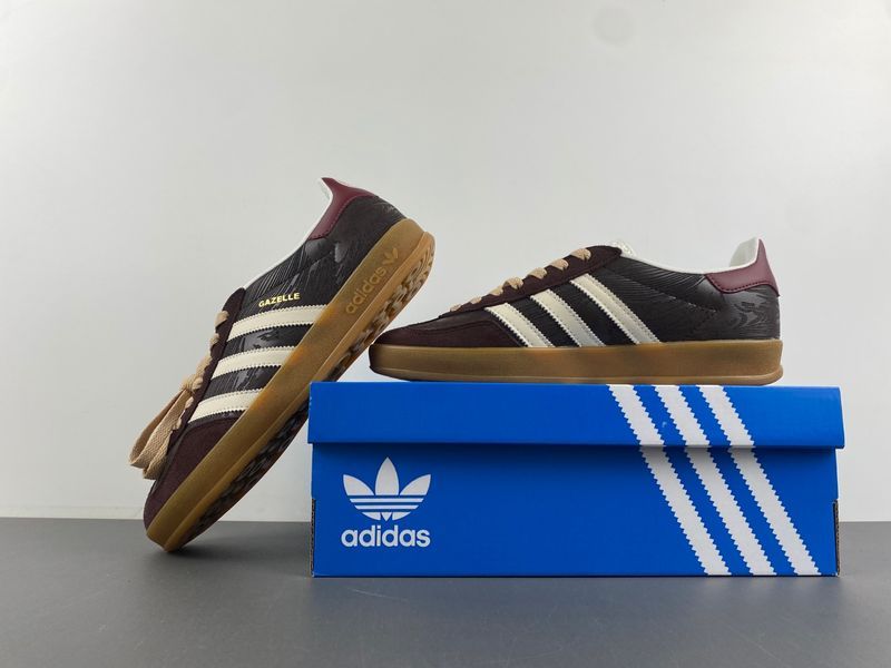 Gazelle The Blue Trio JP5671