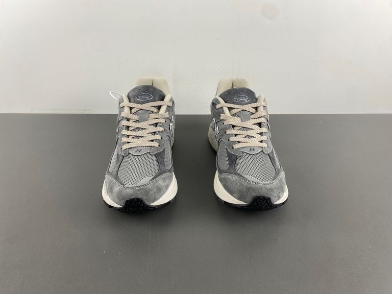 New Balance 2002R Shadow Grey  M2002RNM