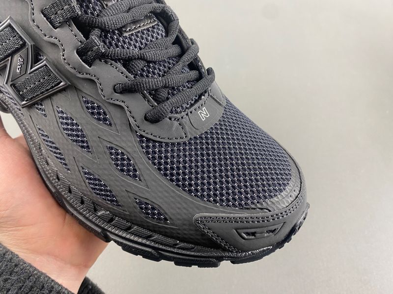 New Balance 1906W Black Silver Metallic U1906WFD