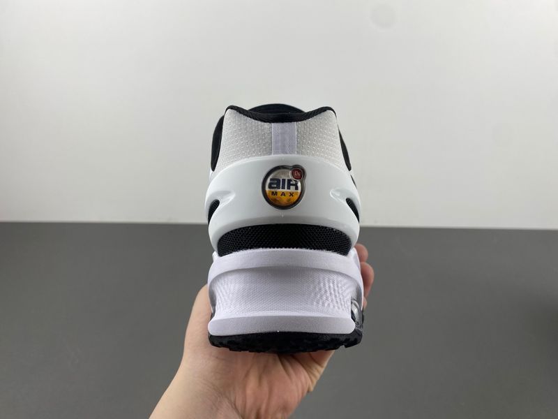 Air Max Dn8 white Black FQ7860-009