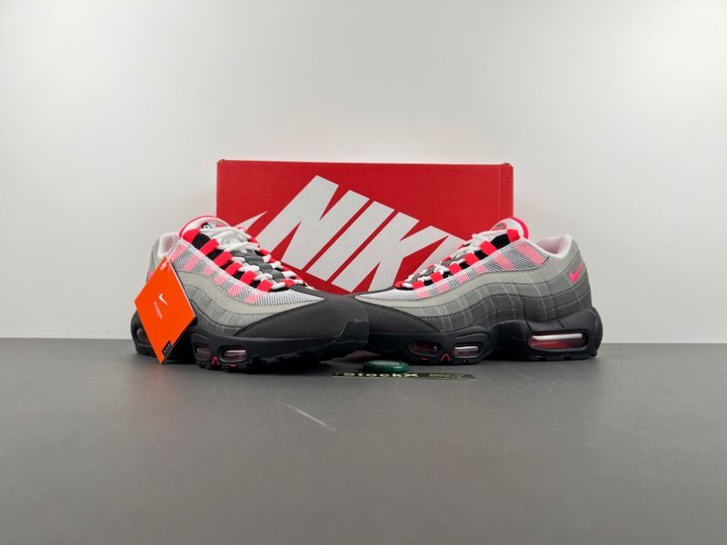 Air Max 95 OG Solar Red  AT2865-100