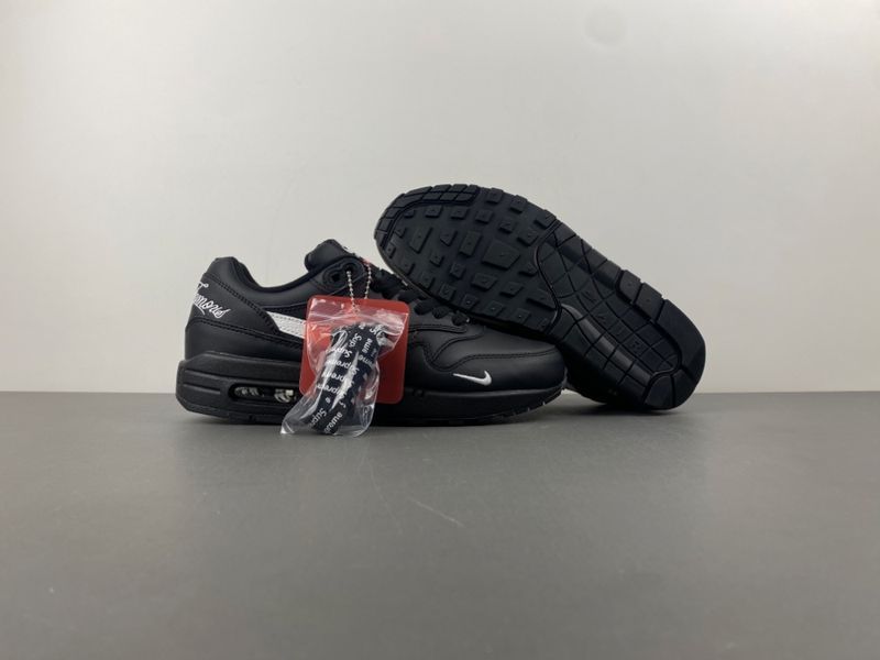 Air Max 1 '87 SP Supreme Black White  HF8813-001