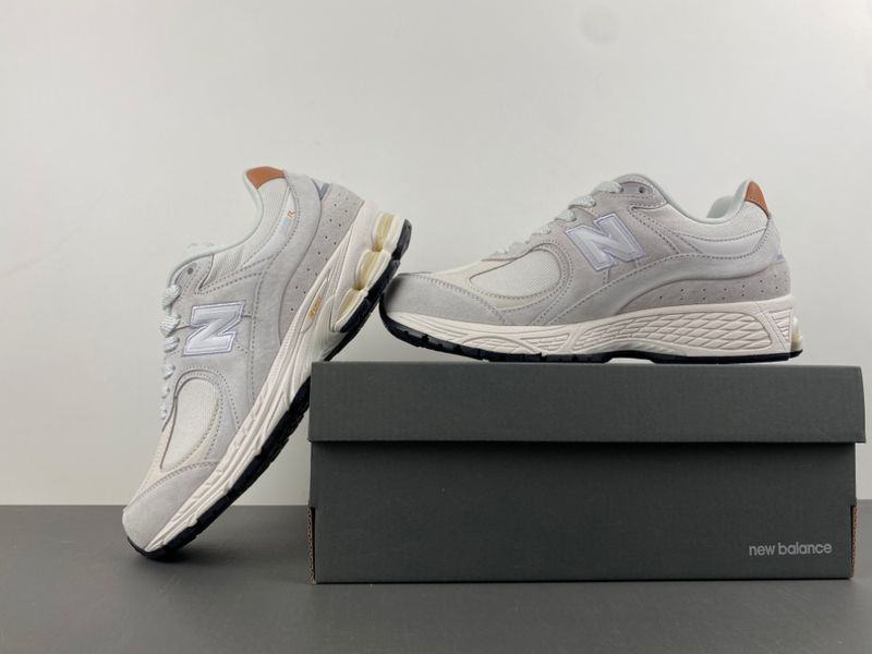 New Balance 2002R Reflection Sepia M2002REC