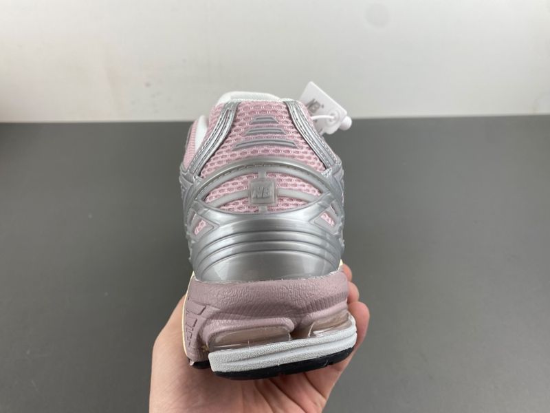 New Balance 1906R Rose Sugar Silver U1906RNF