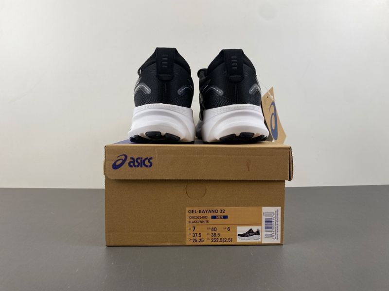 ASICS Gel-Kayano 32 Black White 1011C052-002