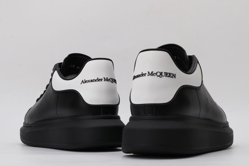 A*exander M*queen Sneaker