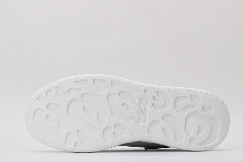 A*exander M*queen Sneaker
