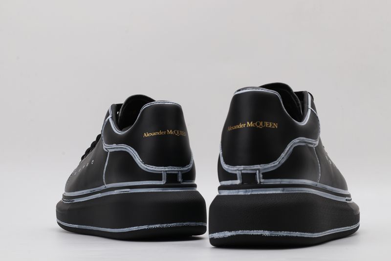A*exander M*queen Sneaker
