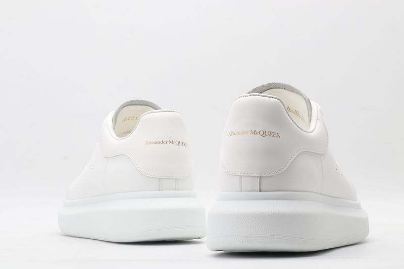 A*exander M*queen Sneaker