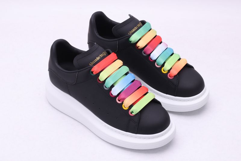 A*exander M*queen Sneaker